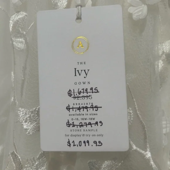 Anthropologie “The Ivy” Ivory Strapless Wedding Dress